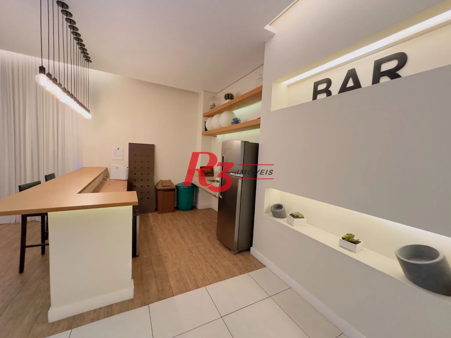 Apartamento com 1 dormitório para alugar, 47 m² por R$ 4.300,00/mês - Boqueirão - Santos/SP
