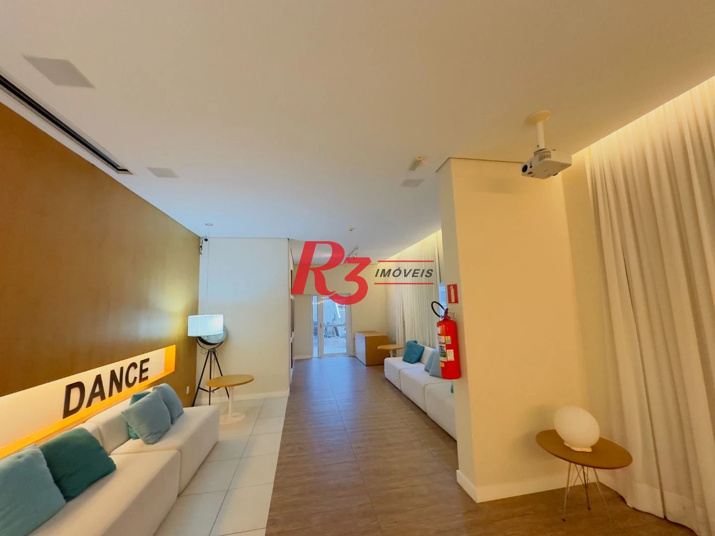 Apartamento com 1 dormitório para alugar, 47 m² por R$ 4.300,00/mês - Boqueirão - Santos/SP