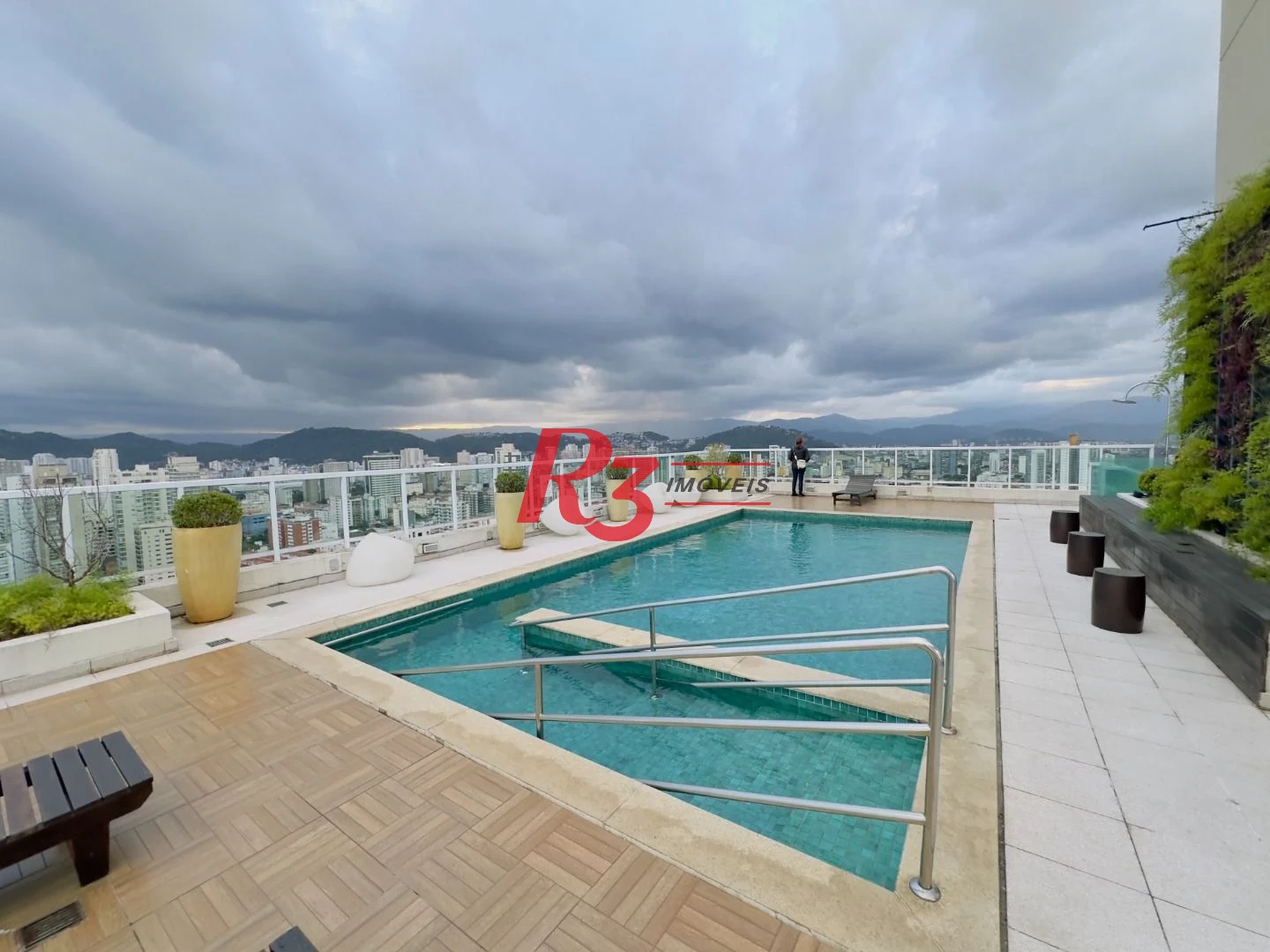 Apartamento com 1 dormitório para alugar, 47 m² por R$ 4.300,00/mês - Boqueirão - Santos/SP