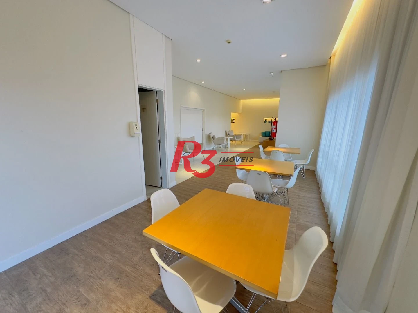 Apartamento com 1 dormitório para alugar, 47 m² por R$ 4.300,00/mês - Boqueirão - Santos/SP