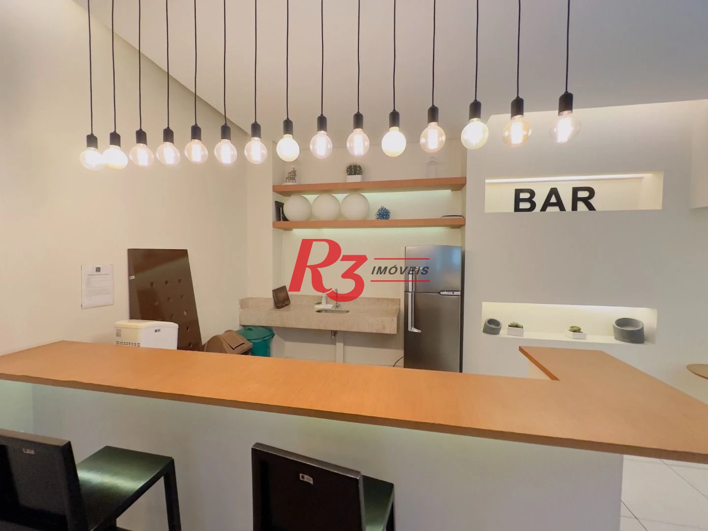 Apartamento com 1 dormitório para alugar, 47 m² por R$ 4.300,00/mês - Boqueirão - Santos/SP