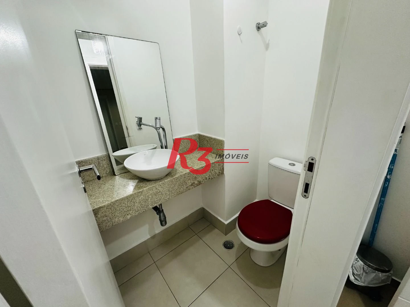 Apartamento com 1 dormitório para alugar, 47 m² por R$ 4.300,00/mês - Boqueirão - Santos/SP