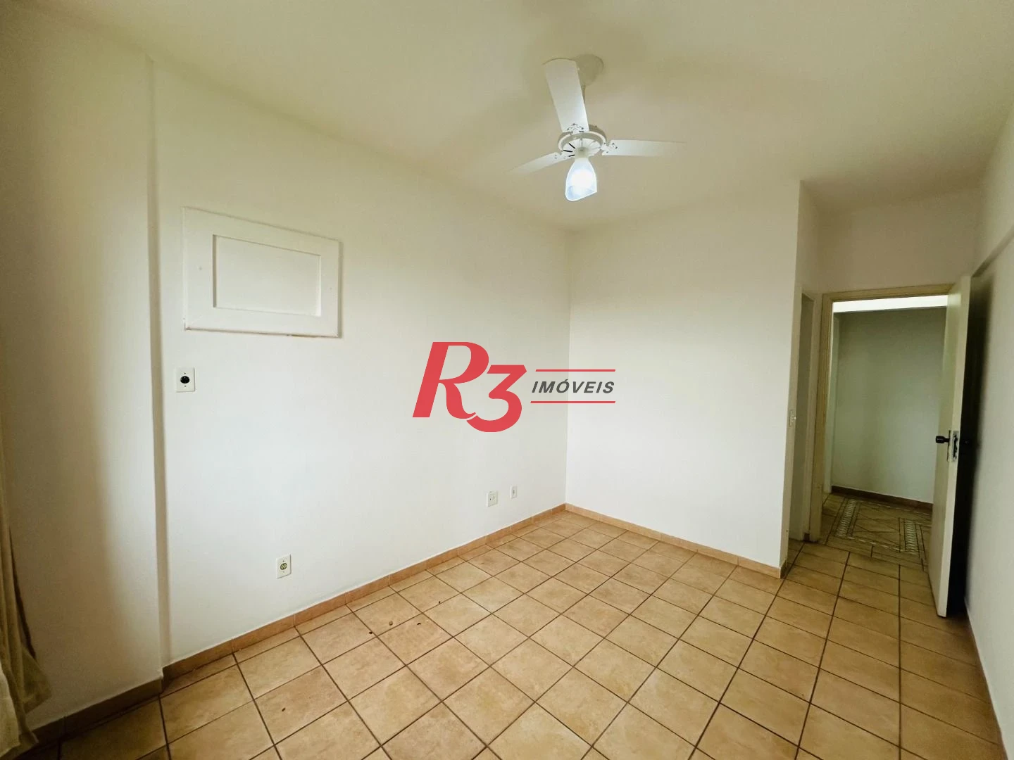 Apartamento com 2 dormitórios à venda, 93 m² por R$ 610.000,00 - Embaré - Santos/SP