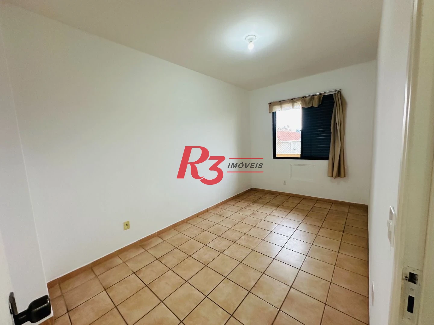 Apartamento com 2 dormitórios à venda, 93 m² por R$ 610.000,00 - Embaré - Santos/SP