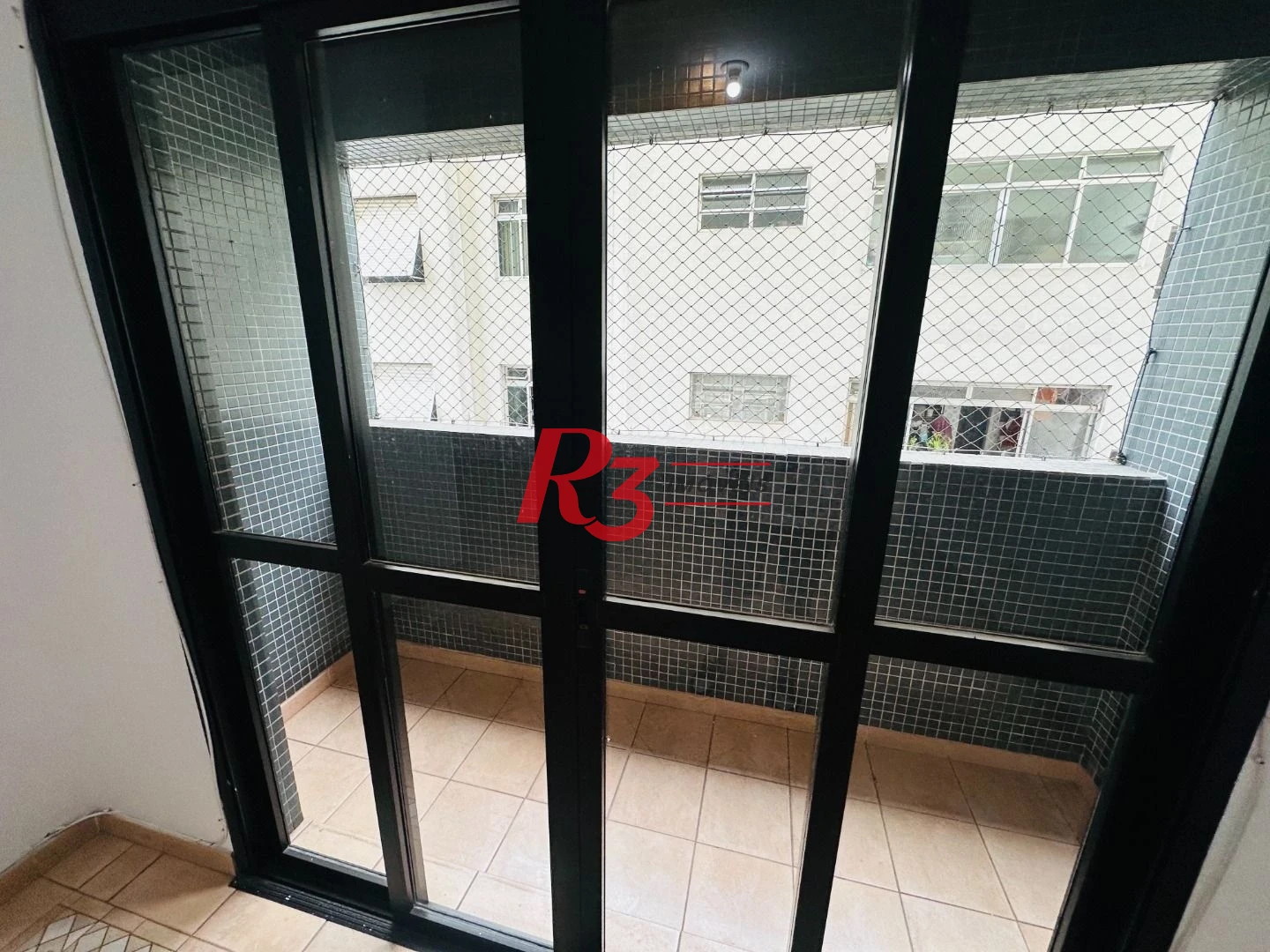 Apartamento com 2 dormitórios à venda, 93 m² por R$ 610.000,00 - Embaré - Santos/SP