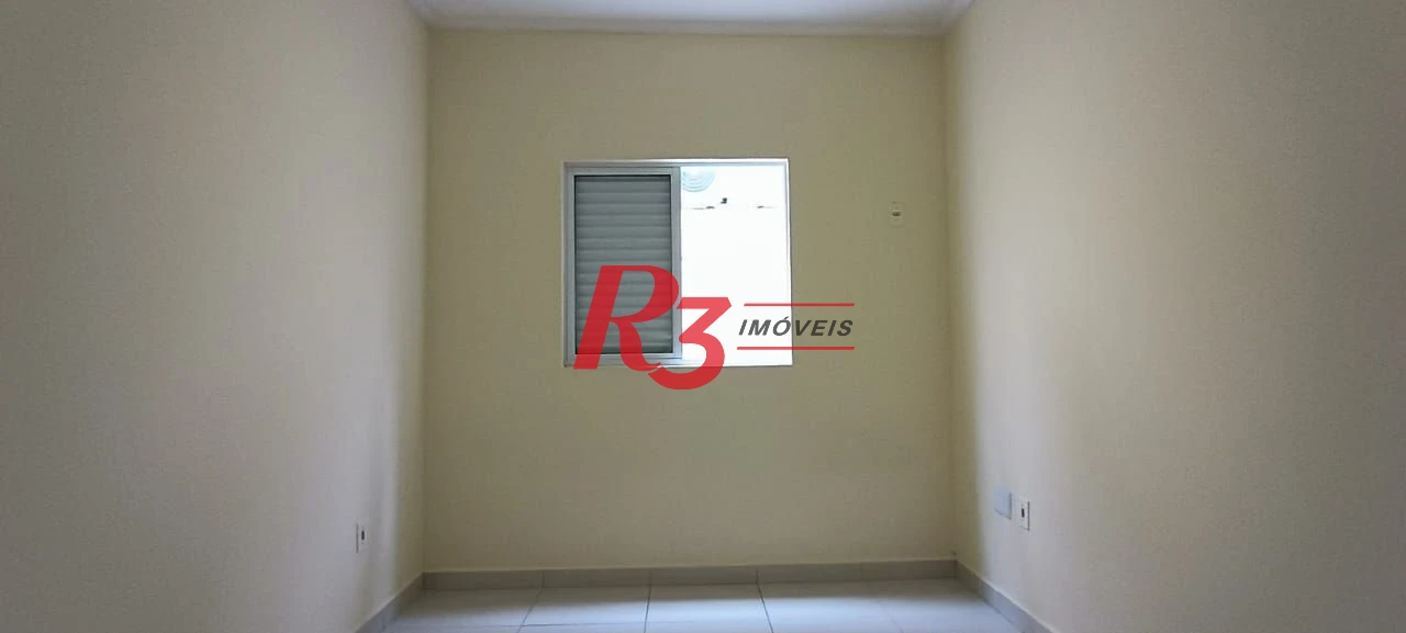 Casa com 3 dormitórios à venda, 120 m² por R$ 750.000,00 - Embaré - Santos/SP