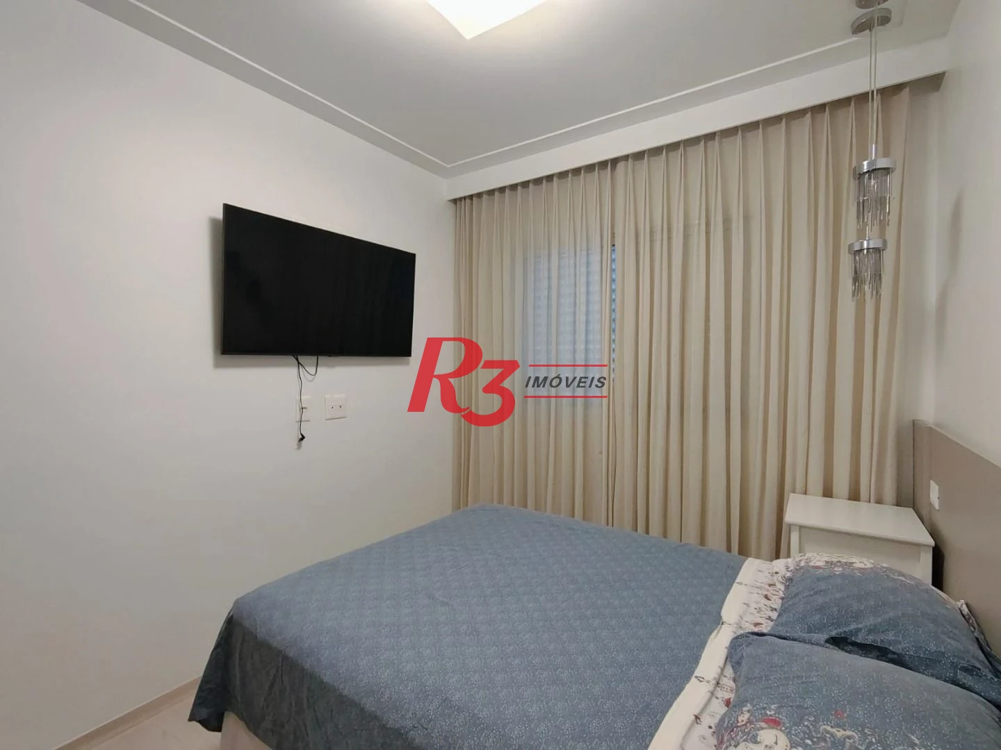 Apartamento com 3 dormitórios para alugar, com 104m², por R$ 15.000,00/mês - Gonzaga - Santos/SP