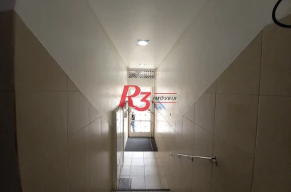 Apartamento com 2 dormitórios à venda, 60 m² por R$ 450.000,00 - Gonzaga - Santos/SP