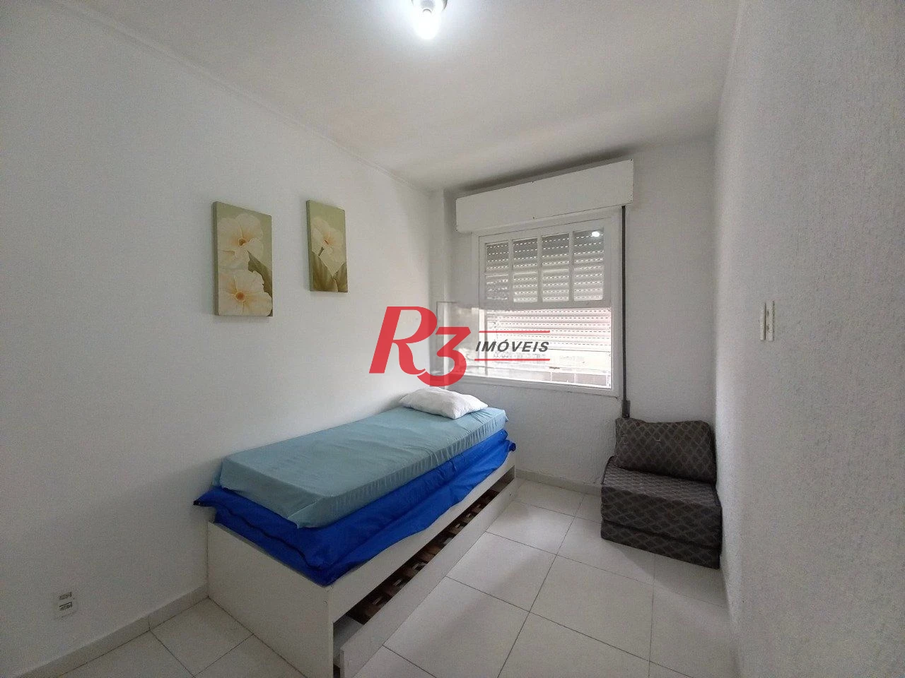Apartamento com 2 dormitórios à venda, 60 m² por R$ 450.000,00 - Gonzaga - Santos/SP