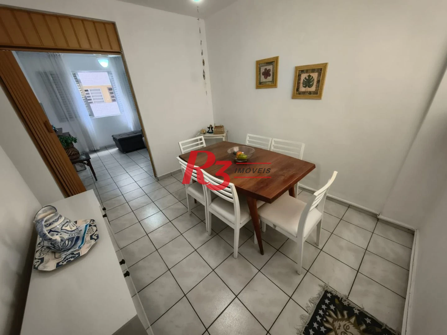Apartamento com 2 dormitórios à venda, 60 m² por R$ 440.000,00 - Gonzaga - Santos/SP