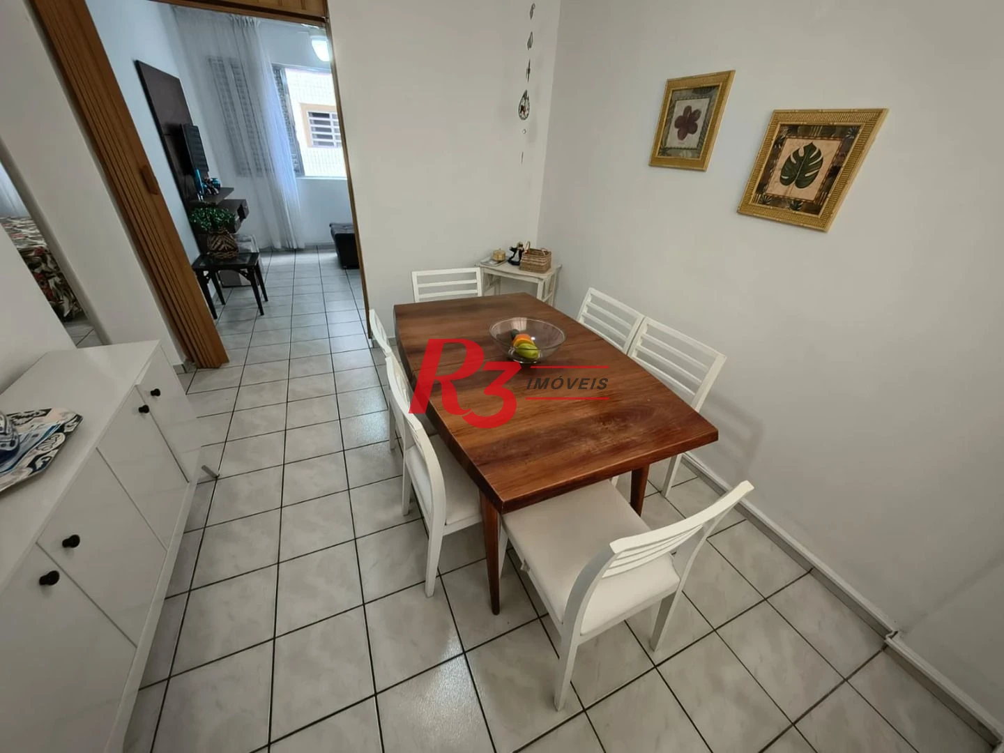 Apartamento com 2 dormitórios à venda, 60 m² por R$ 440.000,00 - Gonzaga - Santos/SP