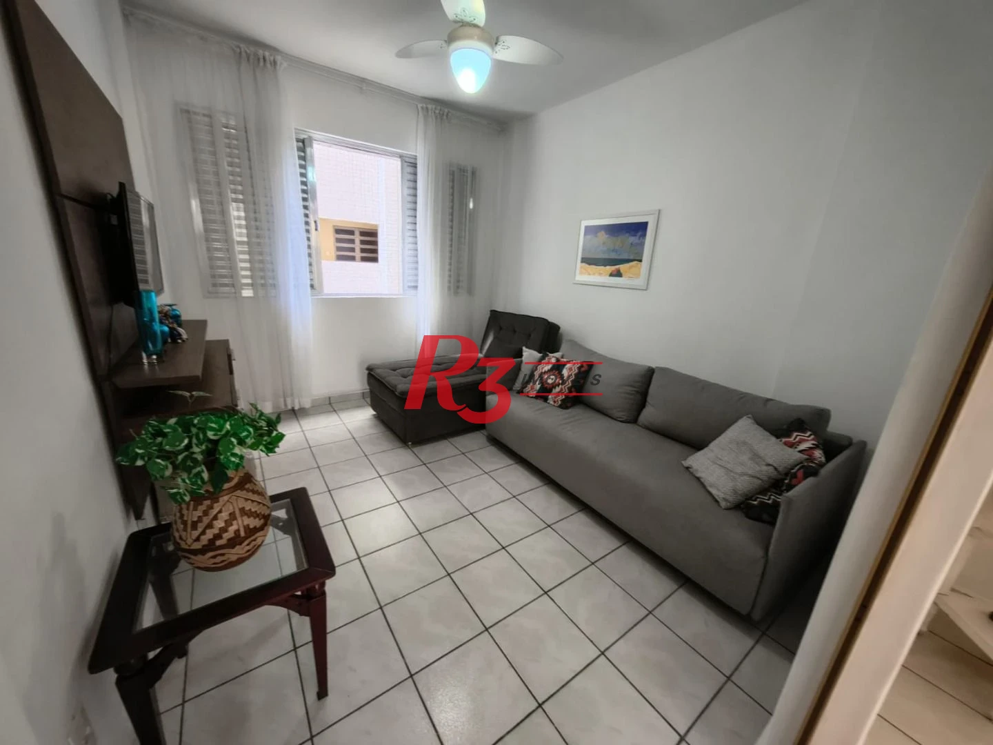 Apartamento com 2 dormitórios à venda, 60 m² por R$ 440.000,00 - Gonzaga - Santos/SP