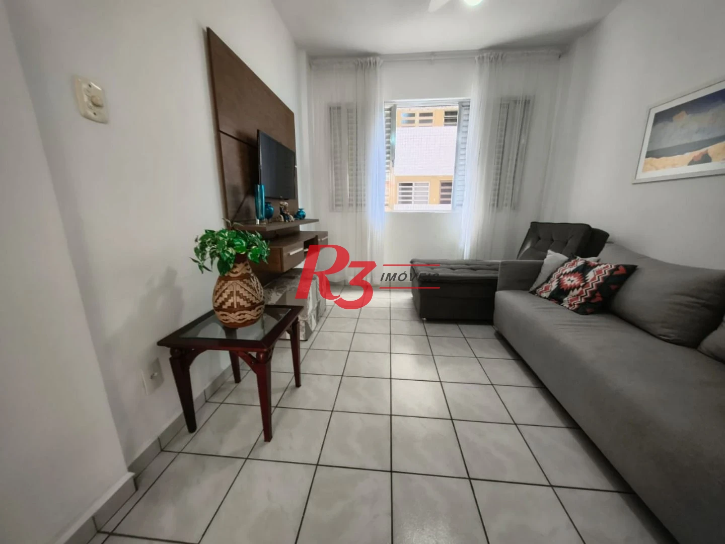 Apartamento com 2 dormitórios à venda, 60 m² por R$ 440.000,00 - Gonzaga - Santos/SP