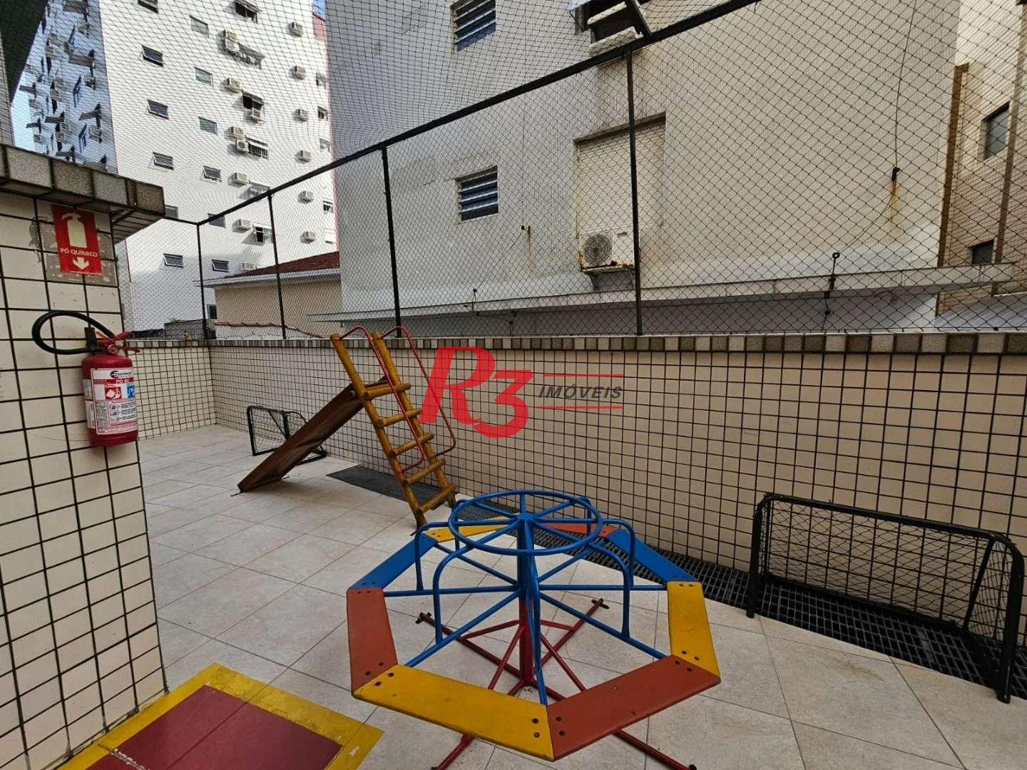 Apartamento com 2 dormitórios à venda, 100 m² por R$ 620.000,00 - Campo Grande - Santos/SP