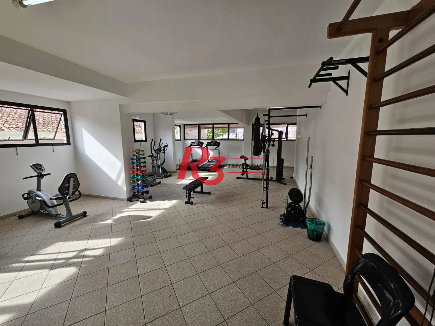 Apartamento com 2 dormitórios à venda, 100 m² por R$ 620.000,00 - Campo Grande - Santos/SP