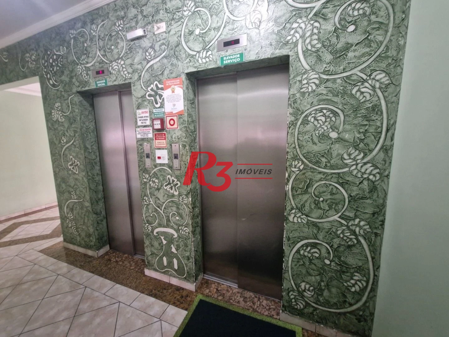 Apartamento com 2 dormitórios à venda, 75 m² por R$ 500.000,00 - Canto do Forte - Praia Grande/SP