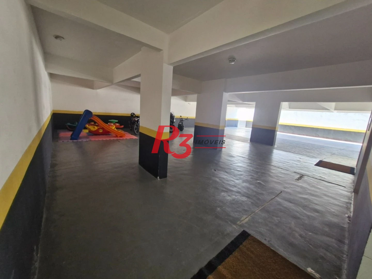 Apartamento com 2 dormitórios à venda, 75 m² por R$ 500.000,00 - Canto do Forte - Praia Grande/SP