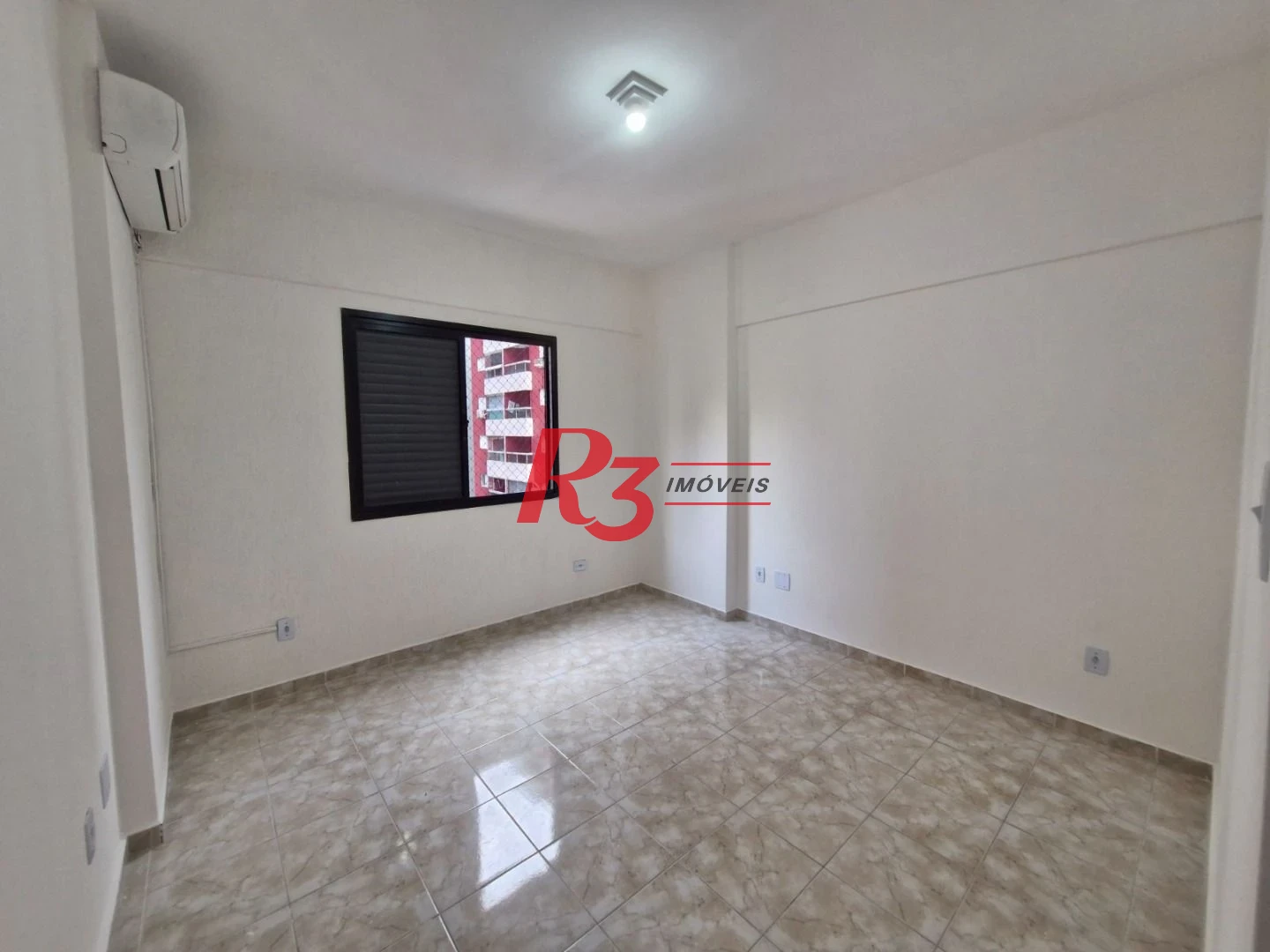 Apartamento com 2 dormitórios à venda, 75 m² por R$ 500.000,00 - Canto do Forte - Praia Grande/SP