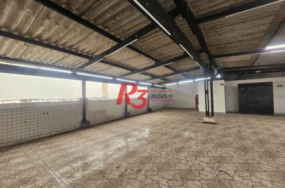 Sala Ampla sem Divisórias na Carvalho de Mendonça – 200m² | 2 Banheiros | Vista Livre