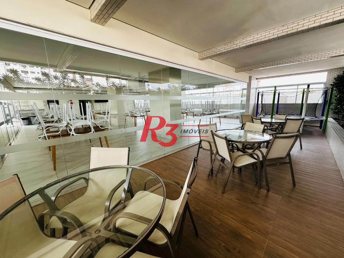 Apartamento com 2 dormitórios à venda, 85 m² por R$ 950.000,00 - Marapé - Santos/SP