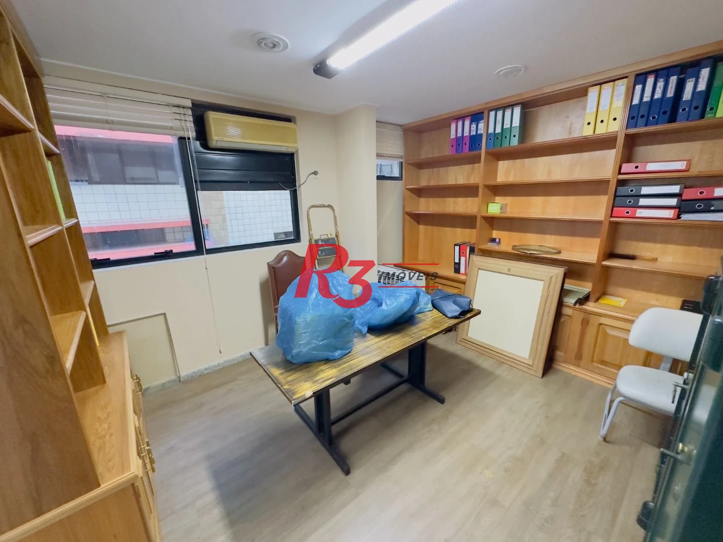 Conjunto à venda, 60 m² por R$ 400.000,00 - Gonzaga - Santos/SP