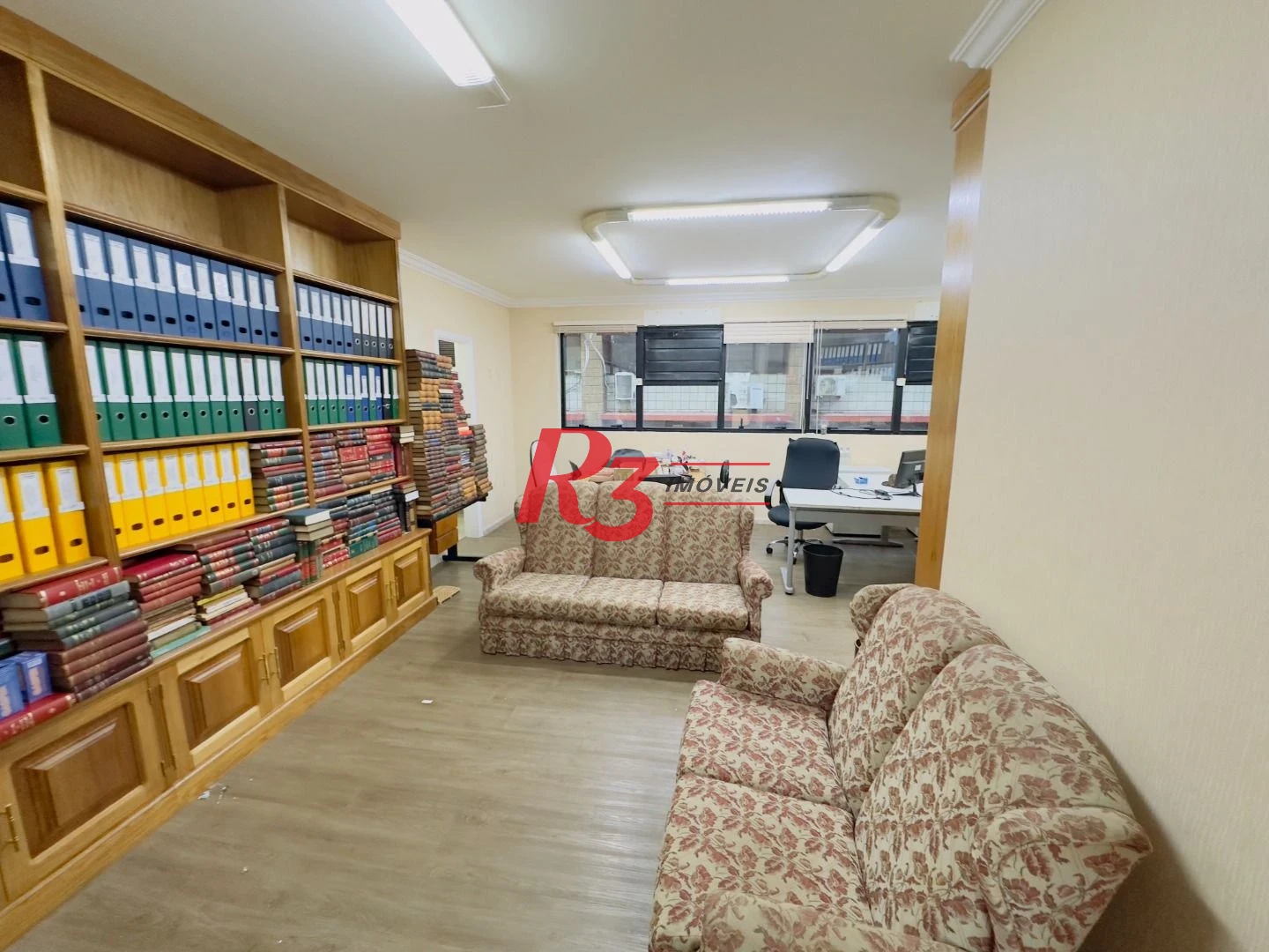 Conjunto à venda, 60 m² por R$ 400.000,00 - Gonzaga - Santos/SP
