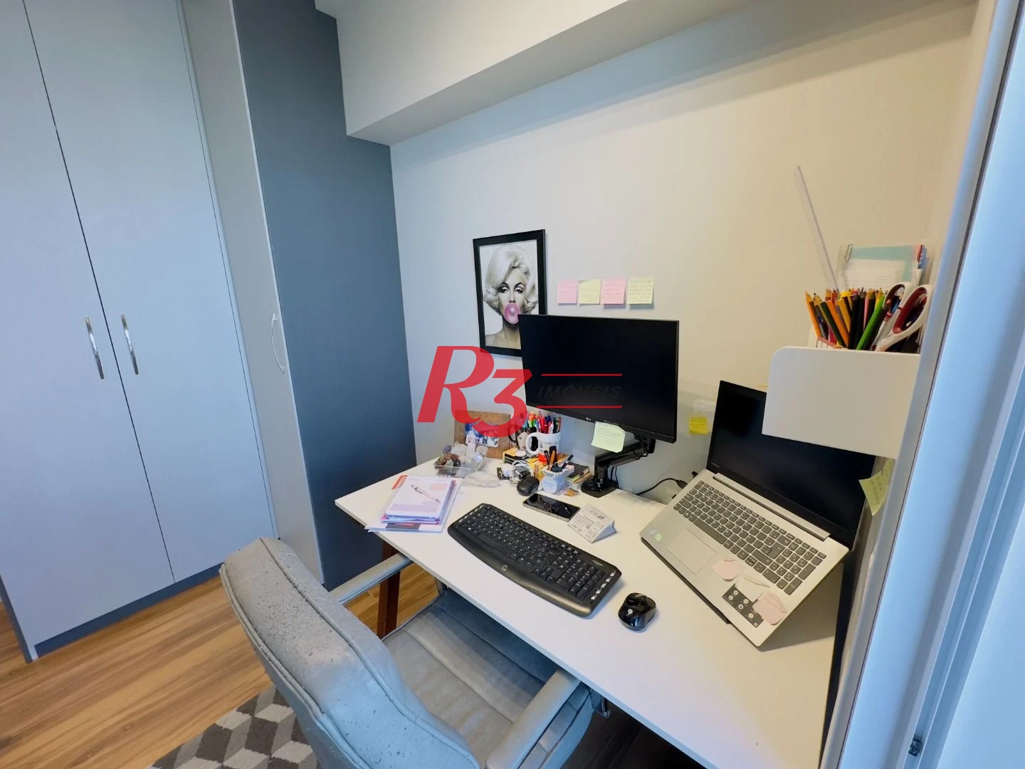 Apartamento com 2 dormitórios à venda, 69 m² por R$ 770.000,00 - Encruzilhada - Santos/SP