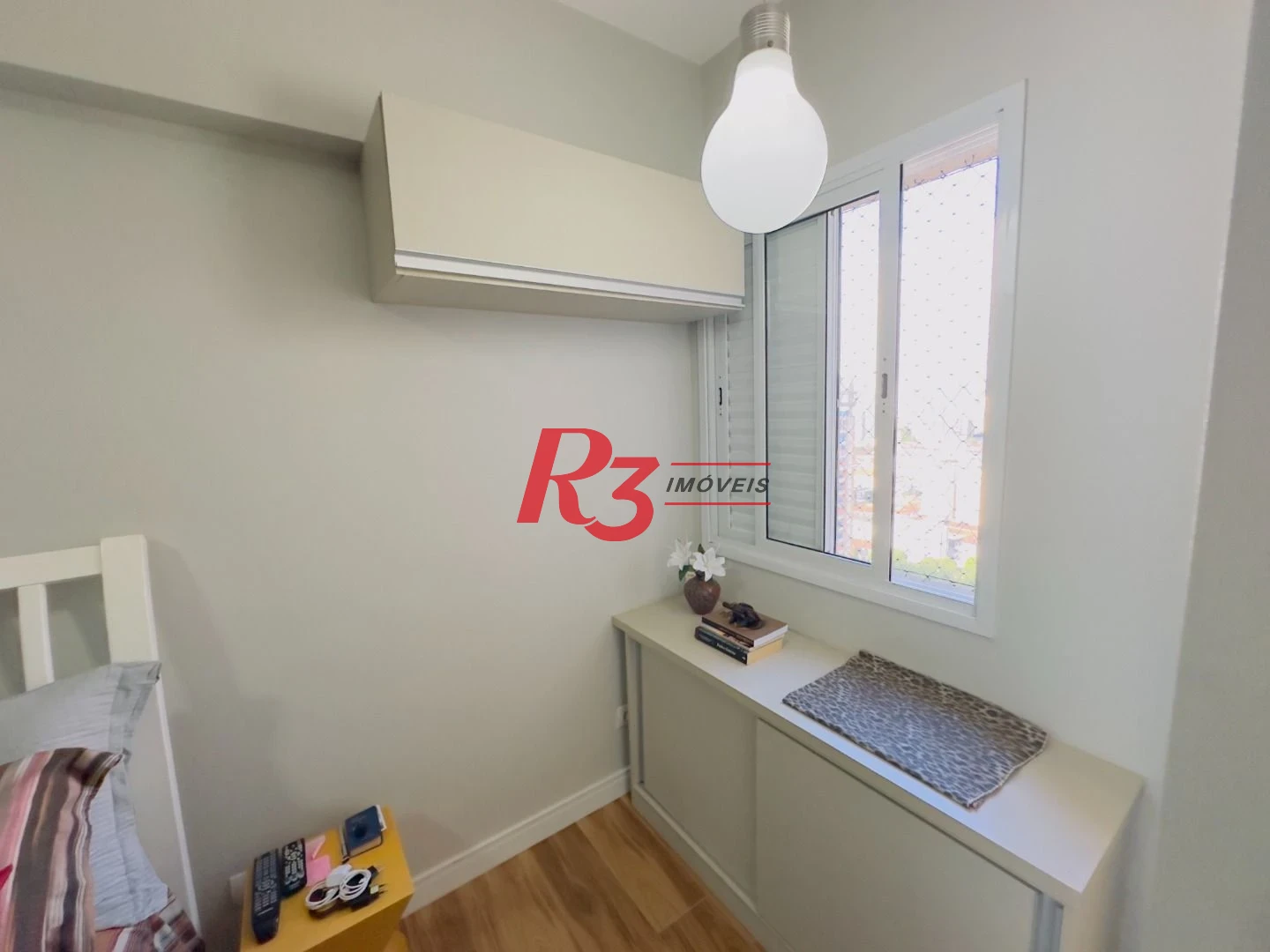 Apartamento com 2 dormitórios à venda, 69 m² por R$ 770.000,00 - Encruzilhada - Santos/SP