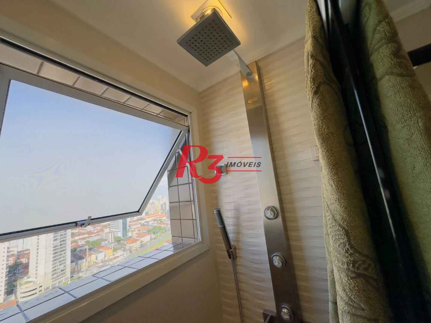 Apartamento com 2 dormitórios à venda, 69 m² por R$ 770.000,00 - Encruzilhada - Santos/SP