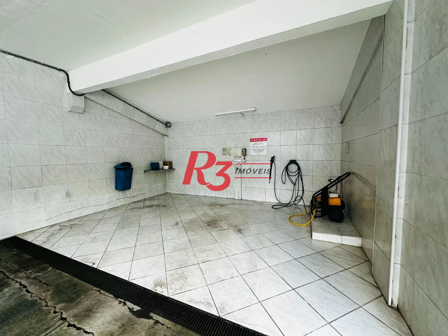 Apartamento com 2 dormitórios à venda, 69 m² por R$ 770.000,00 - Encruzilhada - Santos/SP
