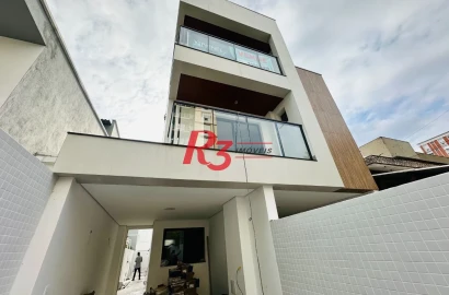 Casa com 3 dormitórios à venda, 206 m² por R$ 1.980.000,00 - Embaré - Santos/SP