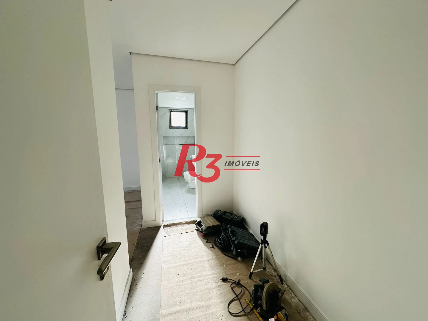 Casa com 3 dormitórios à venda, 206 m² por R$ 1.980.000,00 - Embaré - Santos/SP