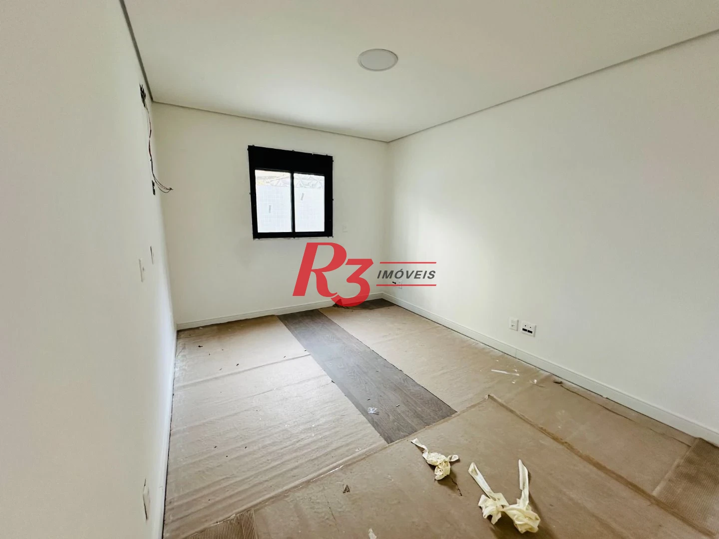 Casa com 3 dormitórios à venda, 206 m² por R$ 1.980.000,00 - Embaré - Santos/SP