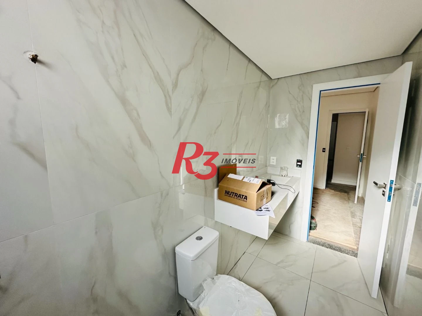 Casa com 3 dormitórios à venda, 206 m² por R$ 1.980.000,00 - Embaré - Santos/SP