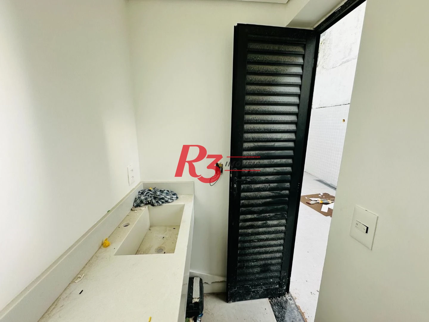 Casa com 3 dormitórios à venda, 206 m² por R$ 1.980.000,00 - Embaré - Santos/SP