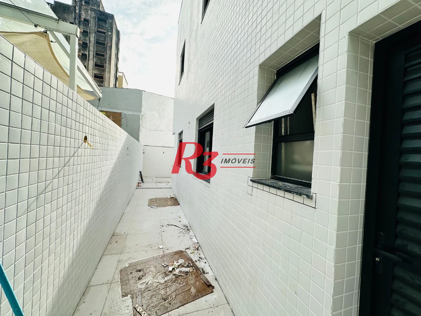 Casa com 3 dormitórios à venda, 206 m² por R$ 1.980.000,00 - Embaré - Santos/SP