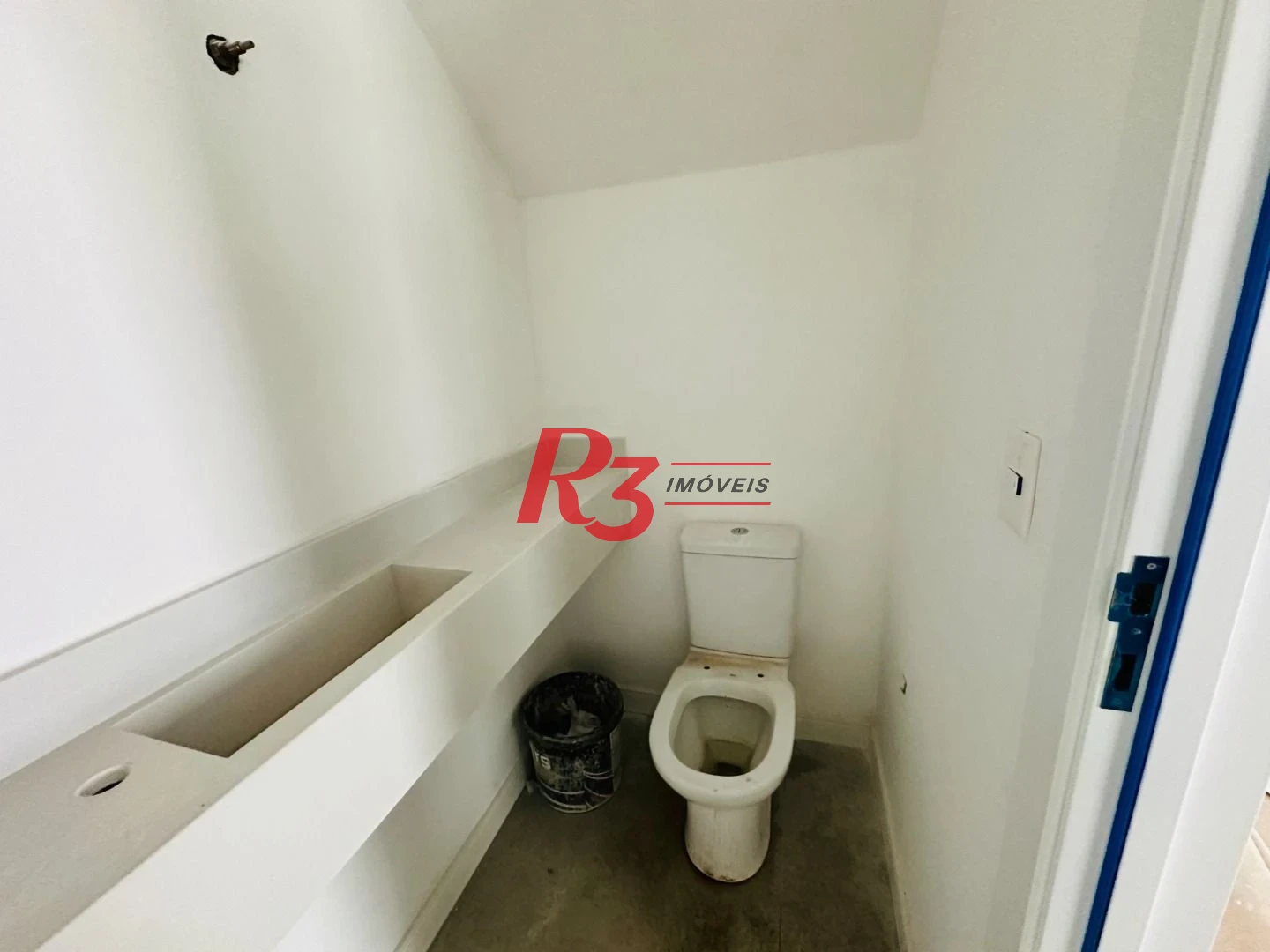 Casa com 3 dormitórios à venda, 206 m² por R$ 1.980.000,00 - Embaré - Santos/SP