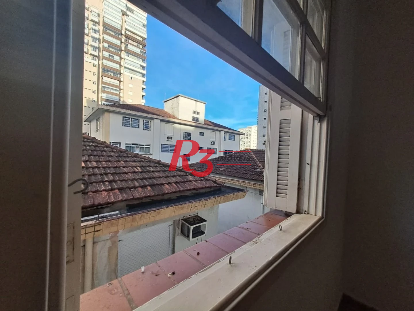 Apartamento com 2 dormitórios à venda, 60 m² por R$ 399.000,00 - Pompéia - Santos/SP