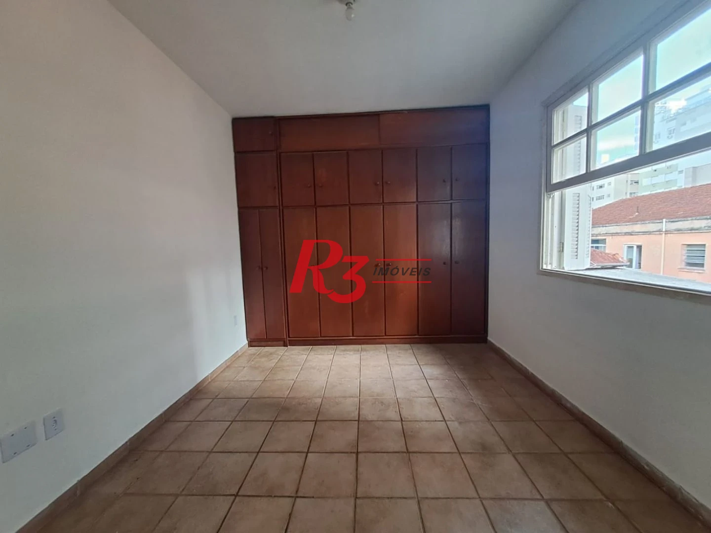 Apartamento com 2 dormitórios à venda, 60 m² por R$ 399.000,00 - Pompéia - Santos/SP