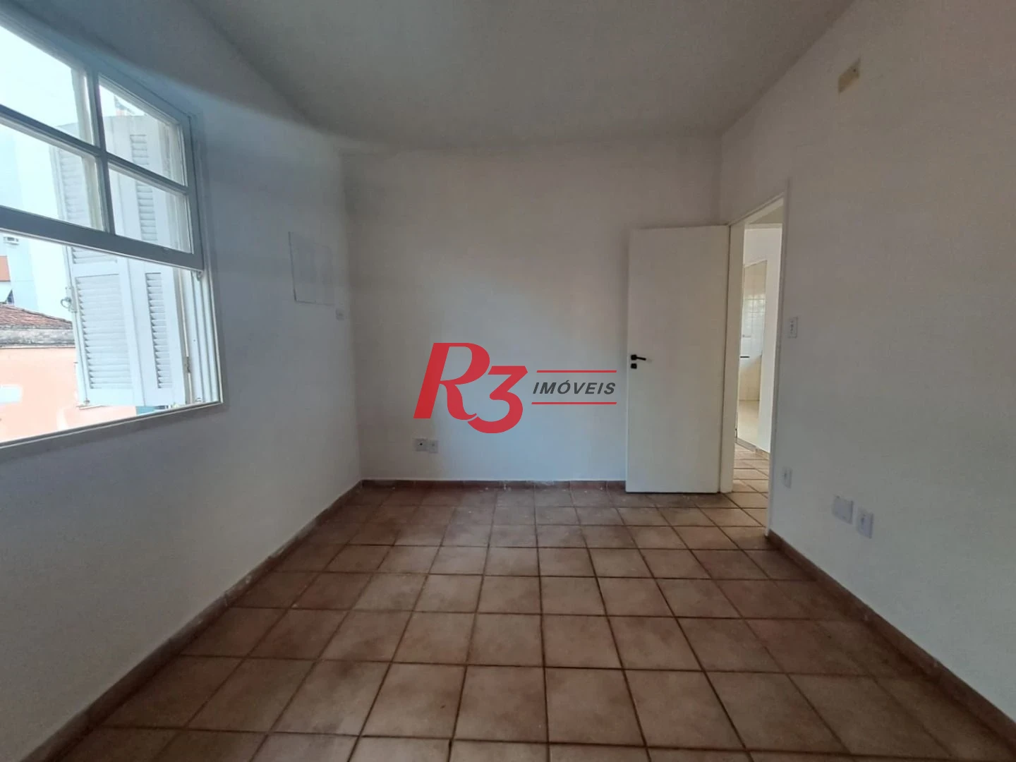 Apartamento com 2 dormitórios à venda, 60 m² por R$ 399.000,00 - Pompéia - Santos/SP