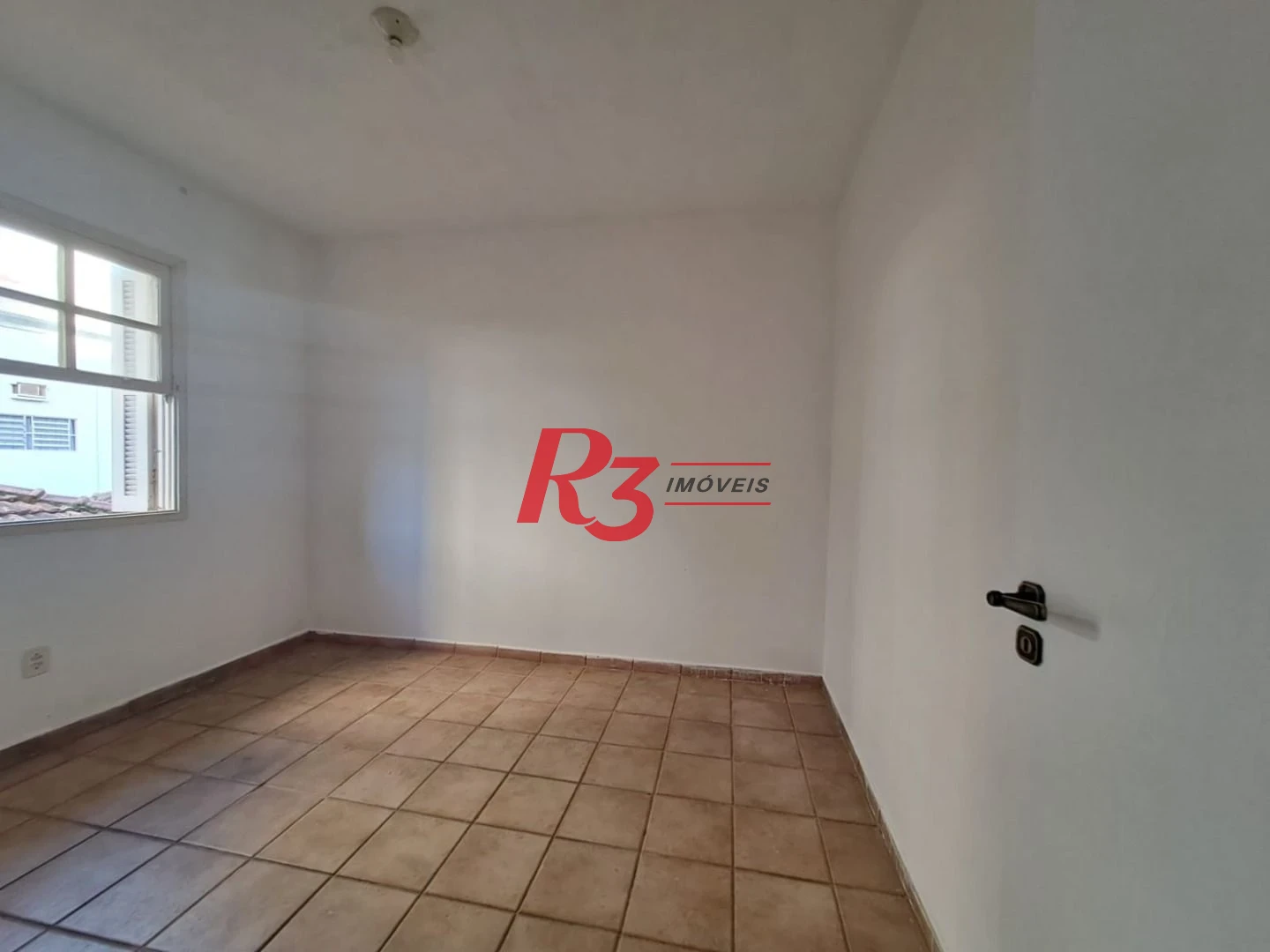 Apartamento com 2 dormitórios à venda, 60 m² por R$ 399.000,00 - Pompéia - Santos/SP