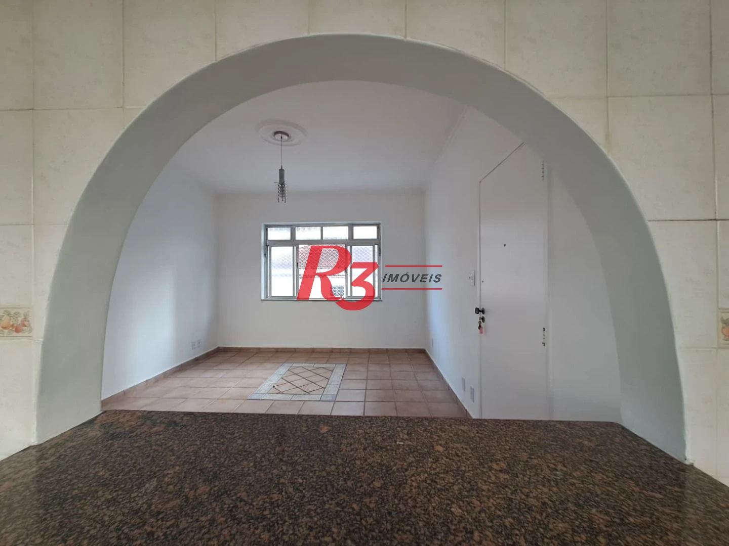 Apartamento com 2 dormitórios à venda, 60 m² por R$ 399.000,00 - Pompéia - Santos/SP