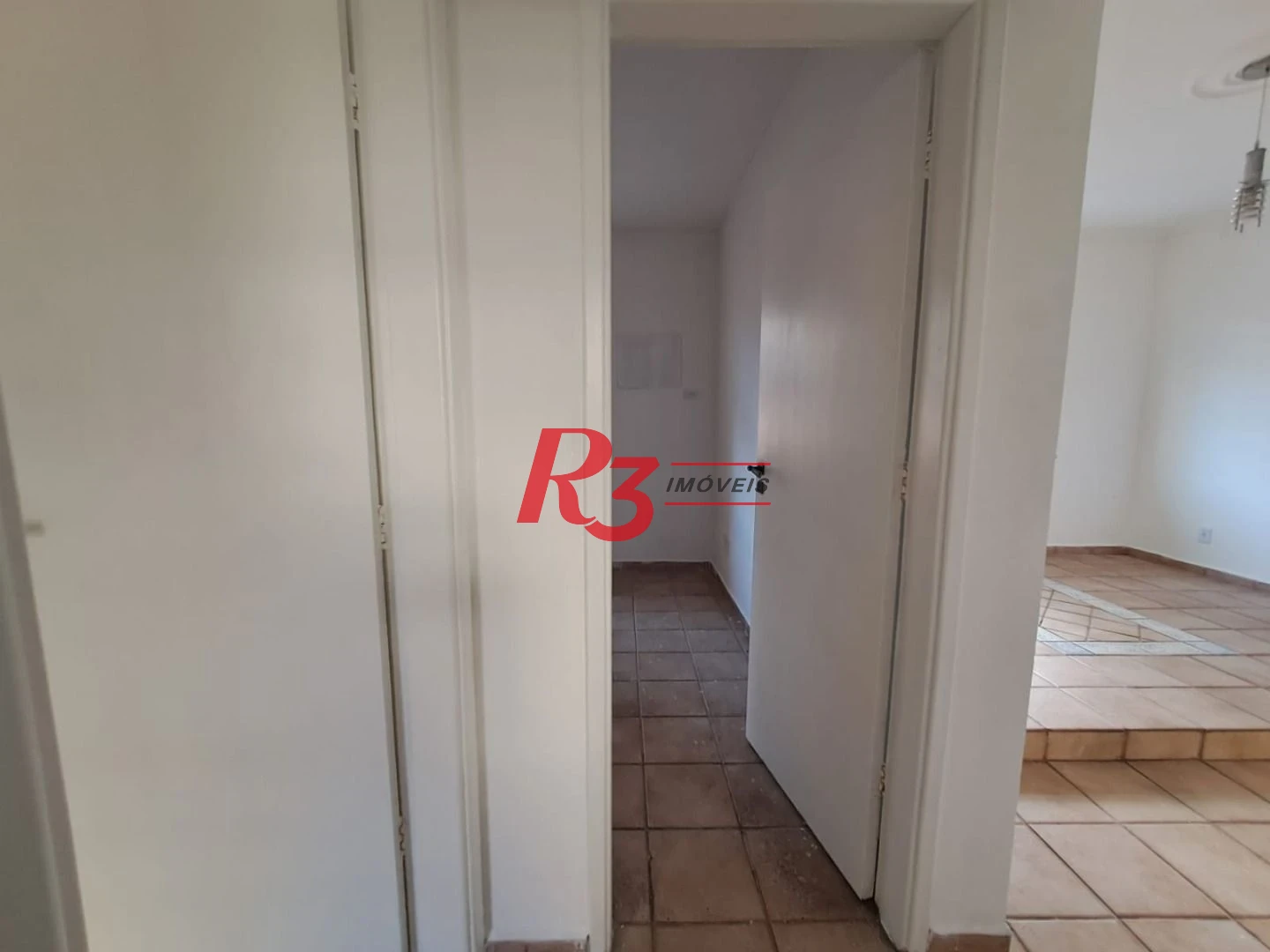 Apartamento com 2 dormitórios à venda, 60 m² por R$ 399.000,00 - Pompéia - Santos/SP