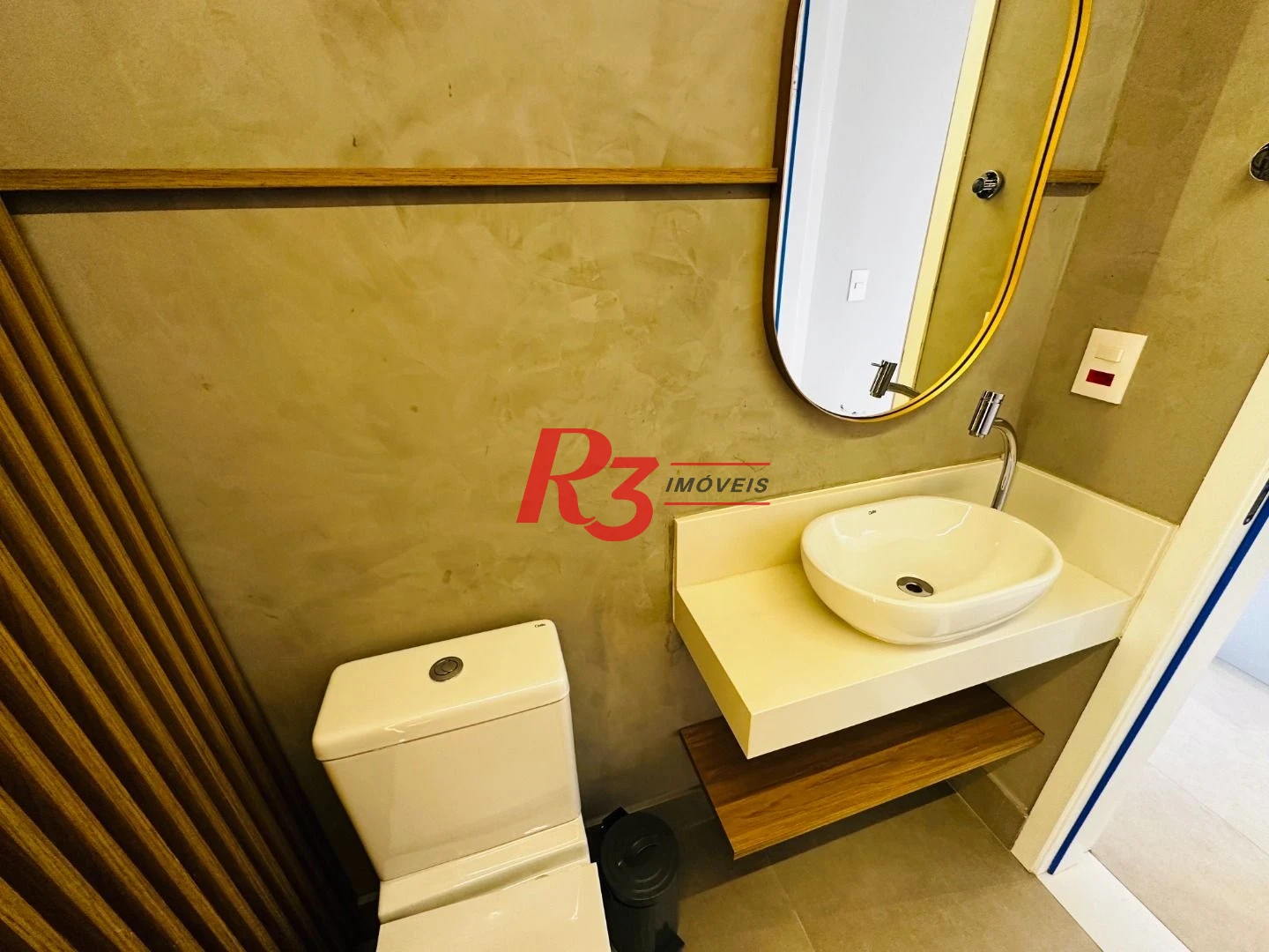 Apartamento com 1 dormitório para alugar, 54 m² por R$ 6.000,02/mês - Boqueirão - Santos/SP