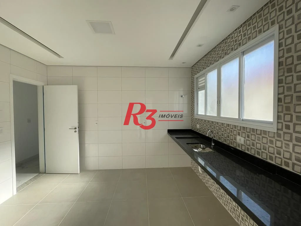 Casa com 4 dormitórios à venda, 198 m² por R$ 1.980.000,00 - Embaré - Santos/SP