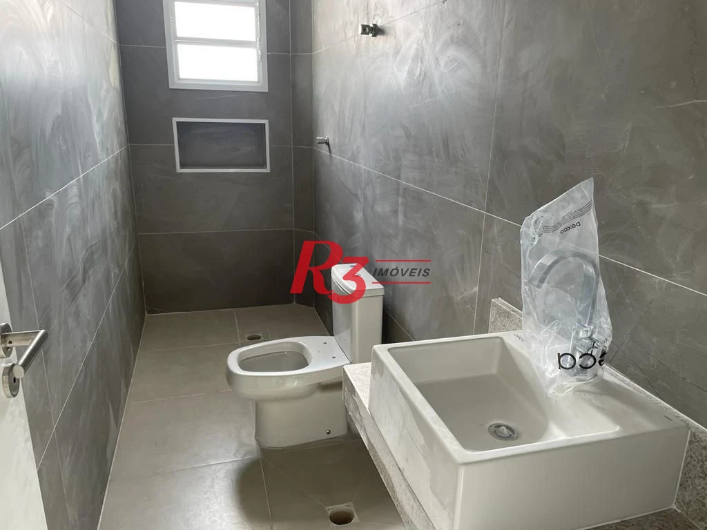 Casa com 4 dormitórios à venda, 198 m² por R$ 1.980.000,00 - Embaré - Santos/SP