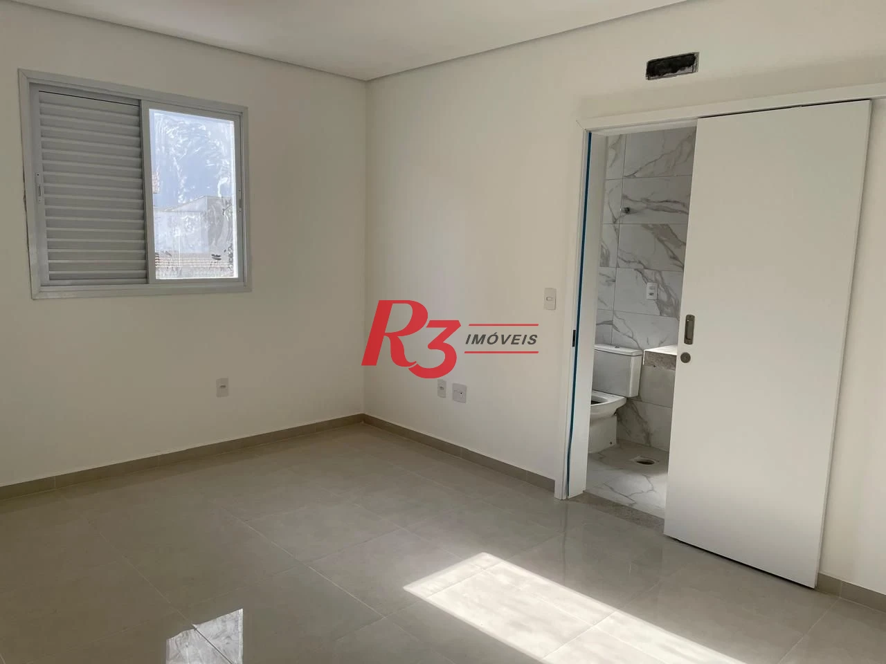 Casa com 4 dormitórios à venda, 198 m² por R$ 1.980.000,00 - Embaré - Santos/SP