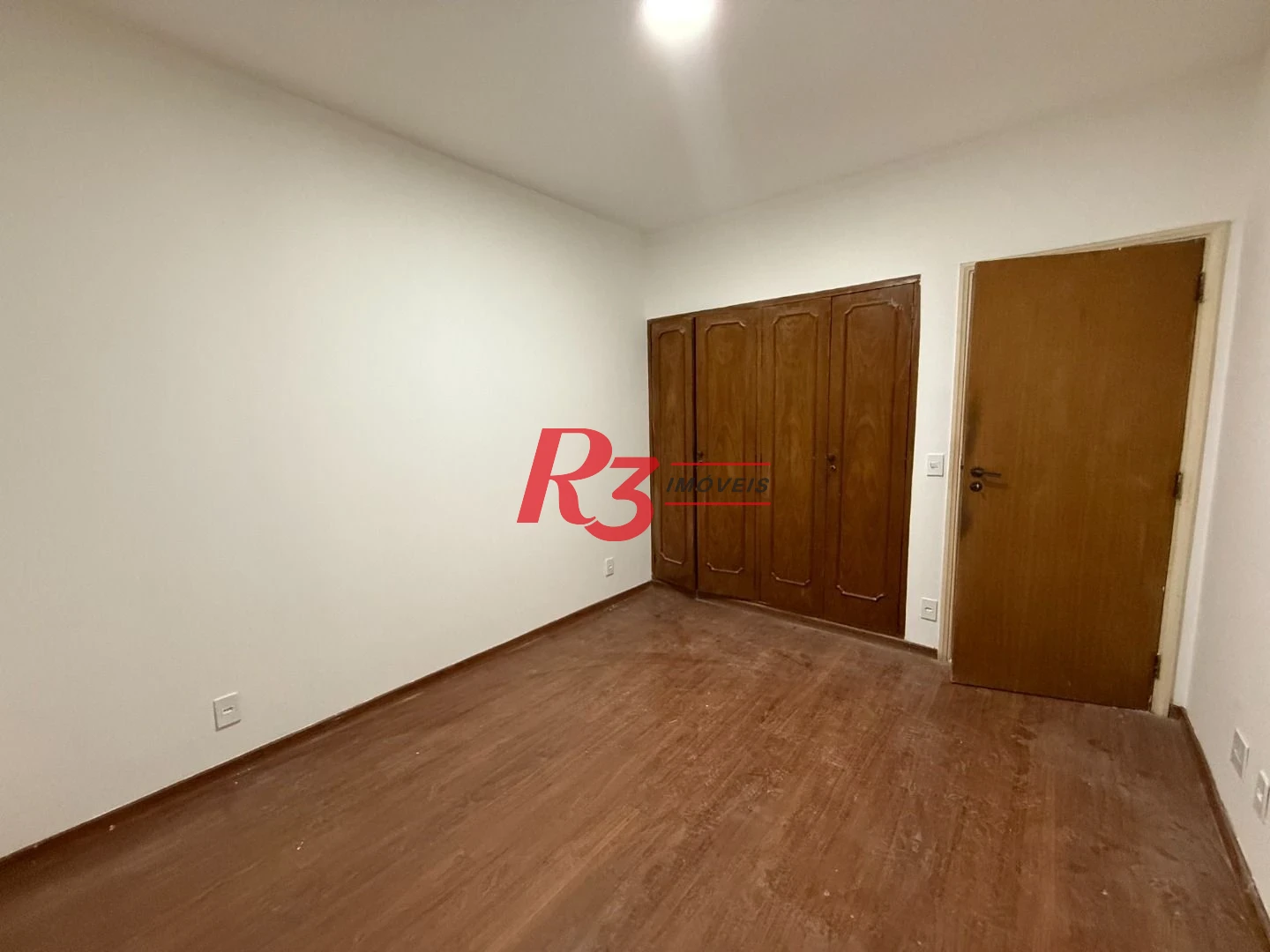 Apartamento com 3 dormitórios à venda, 117 m² por R$ 1.500.000,00 - Boqueirão - Santos/SP