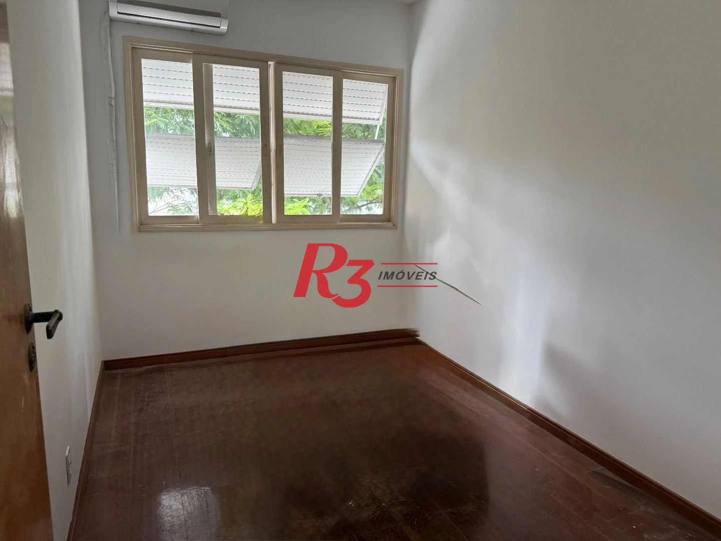 Apartamento com 3 dormitórios à venda, 117 m² por R$ 1.500.000,00 - Boqueirão - Santos/SP