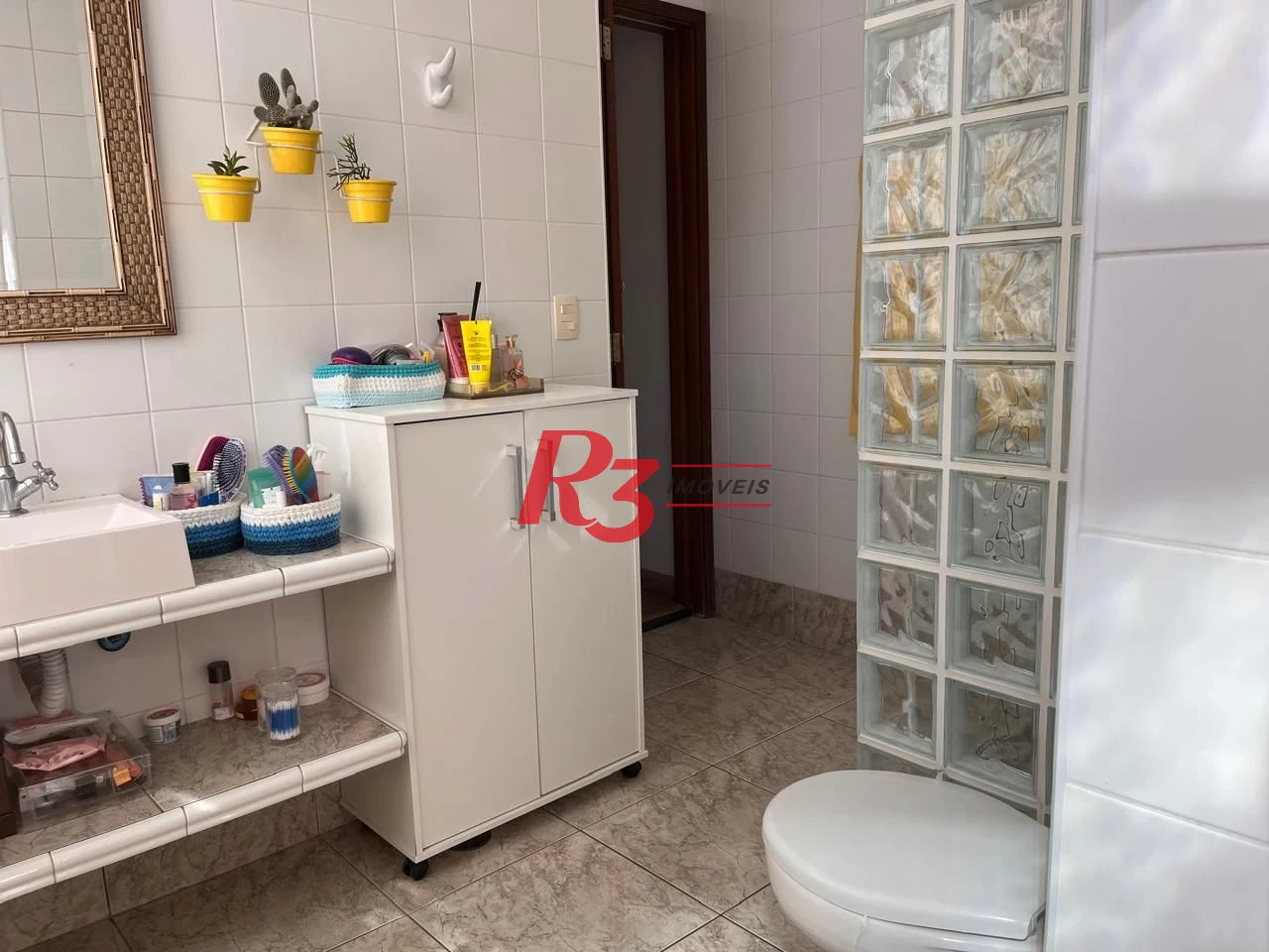 Já pensou em acordar todos os dias com vista pro mar?